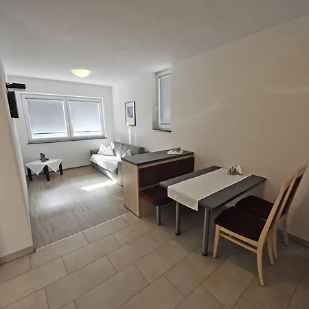 Apart Alpinae Apartamento *